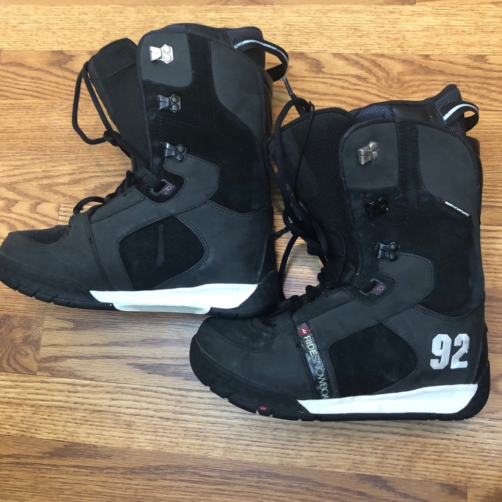 RIDE | men’s snowboard boots size 8 anthem